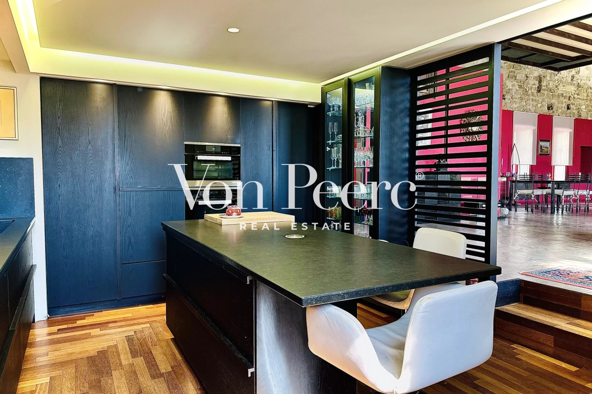 Luxury Apartment for sale in Avignon, 1 100 000 €, Photo 2