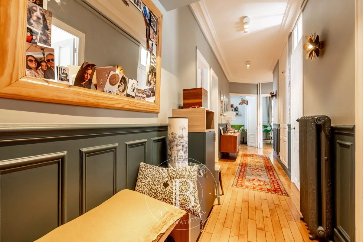 Luxury Apartment for sale in Boulogne-Billancourt, 1 050 000 €, Photo 5