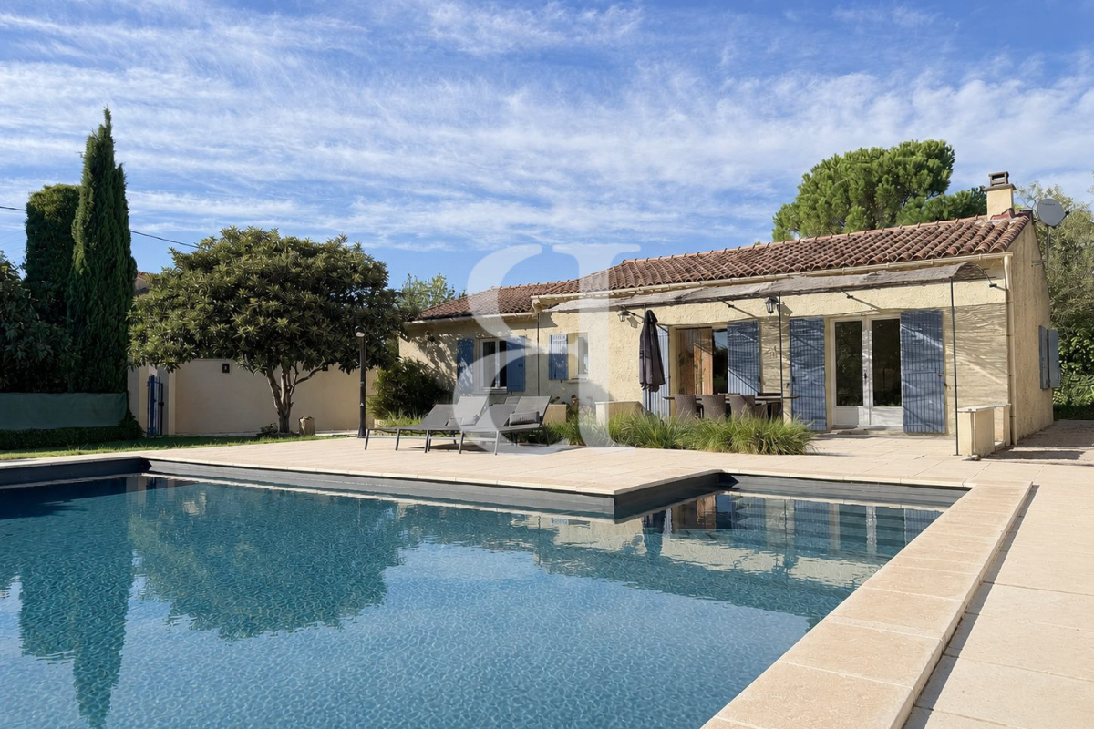Luxury House for sale in Mazan, 436 000 €, Photo 1