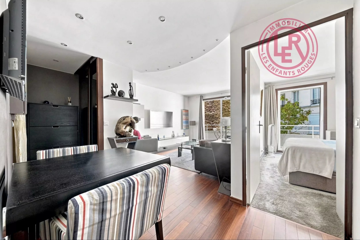 Appartement de luxe à vendre à Paris 10ème, 543 000 €, Photo 1