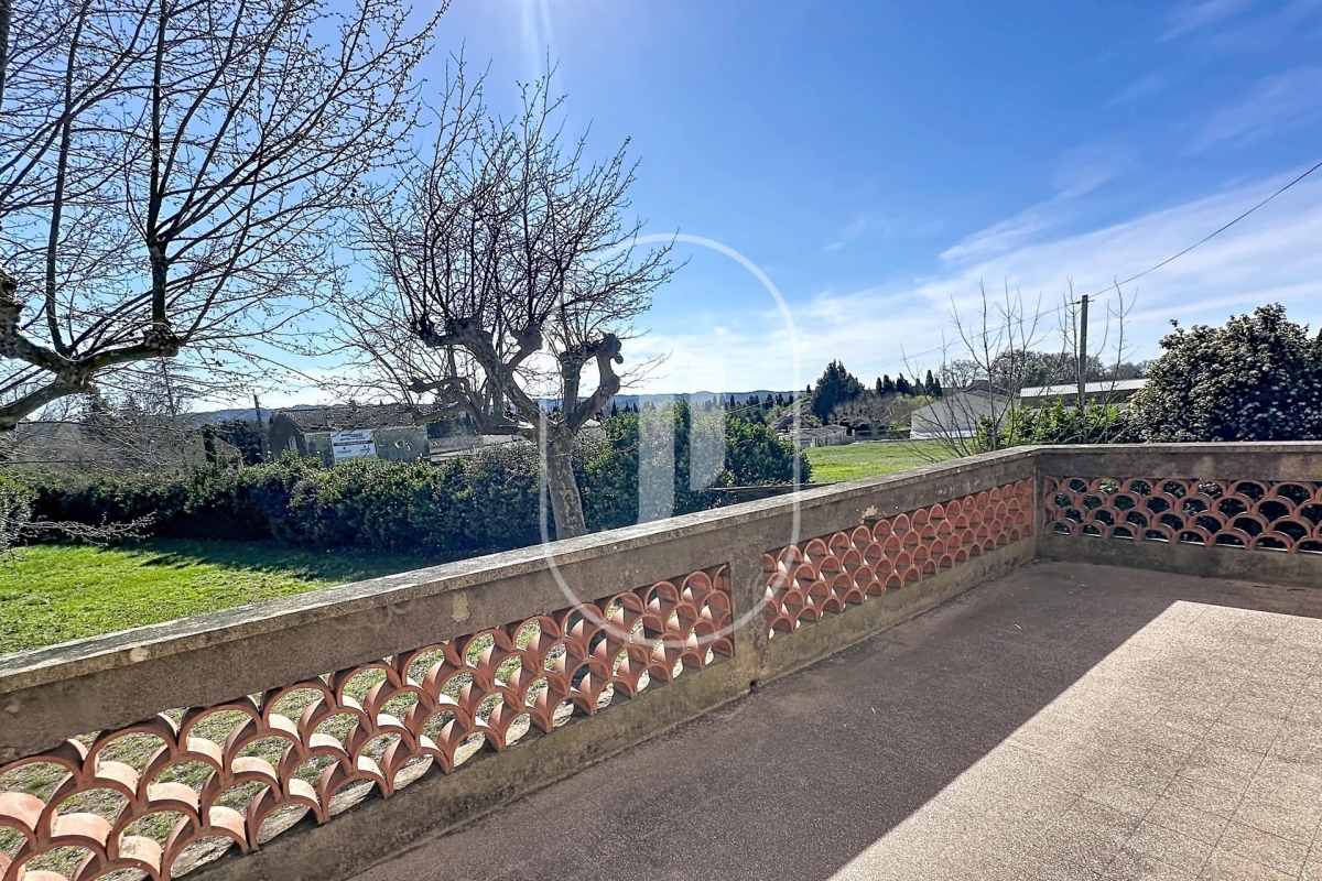 Maison de luxe à vendre à Saint-Rémy-de-Provence, 450 000 €, Photo 3