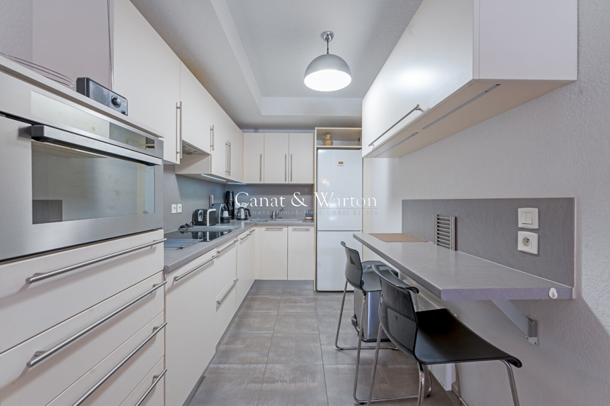 Luxury Apartment for sale in Saint-Raphaël, 420 000 €, Photo 4