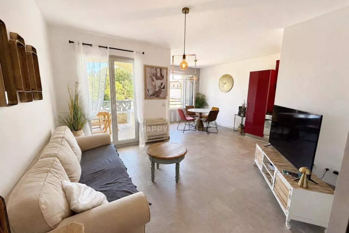 Luxury Apartment for sale in Saint-Rémy-de-Provence, 387 000 €, Photo 4