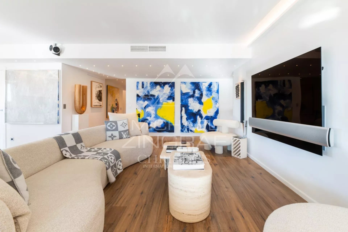 Luxury Apartment for sale in Saint-Tropez, 4 500 000 €, Photo 1