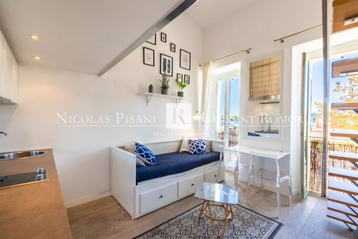 Luxury Apartment for sale in Villefranche-sur-Mer, 295 000 €, Photo 2