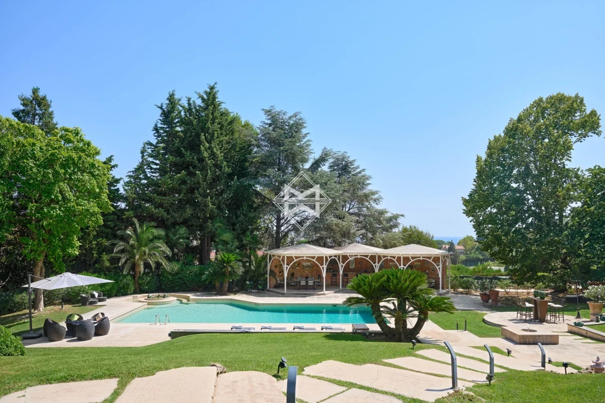 Maison de luxe à vendre à Antibes, 7 000 000 €, Photo 3
