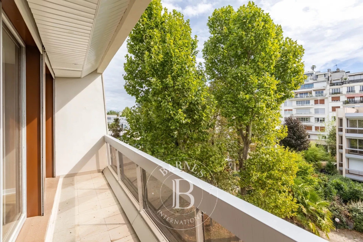 Luxury Apartment for sale in Boulogne-Billancourt, 590 000 €, Photo 3