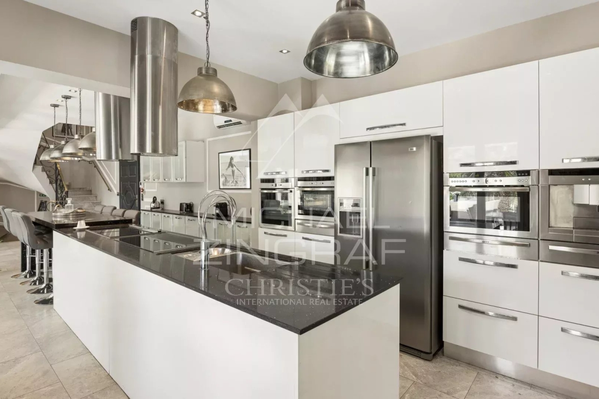 Luxury House for sale in Grasse, 4 500 000 €, Photo 3