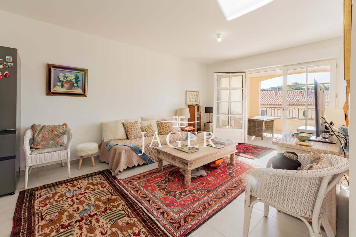 Luxury Apartment for sale in Grimaud, 395 000 €, Photo 4