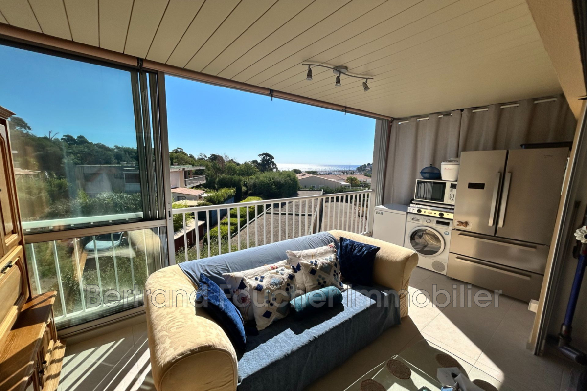 Luxury Apartment for sale in Cavalaire-sur-Mer, 420 000 €, Photo 4