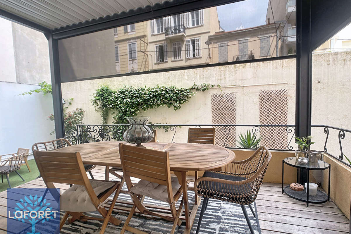 Appartement de luxe à vendre à Cannes, 1 100 000 €, Photo 2
