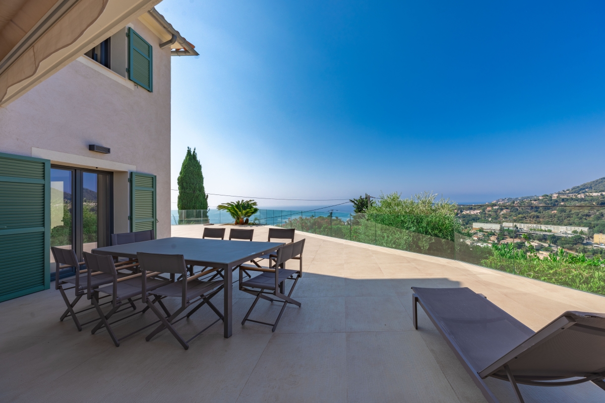 Luxury House for rental in Menton, 7 000 €, Photo 2