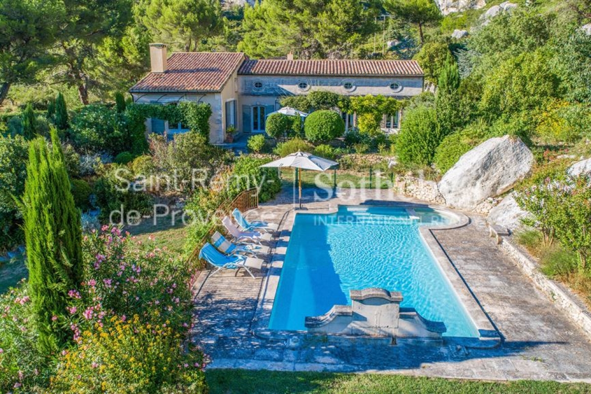 Maison de luxe à vendre à Les Baux-de-Provence, 2 730 000 €, Photo 2
