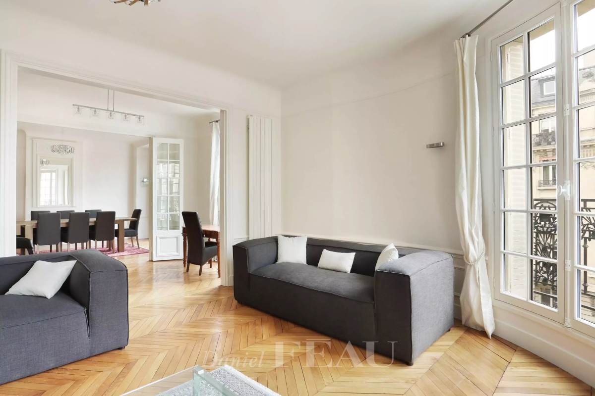 Appartement de luxe à louer à Paris 7ème, 6 500 €, Photo 2