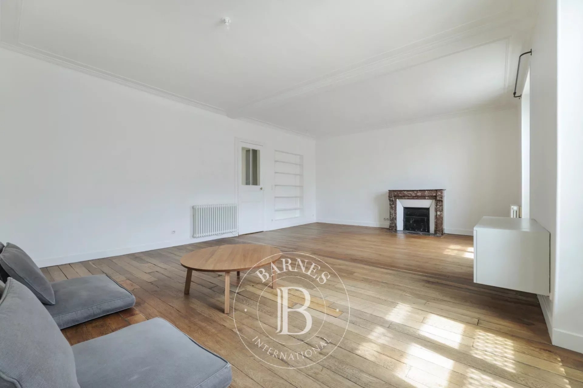 Luxury Apartment for sale in Paris 12ème, 830 000 €, Photo 4