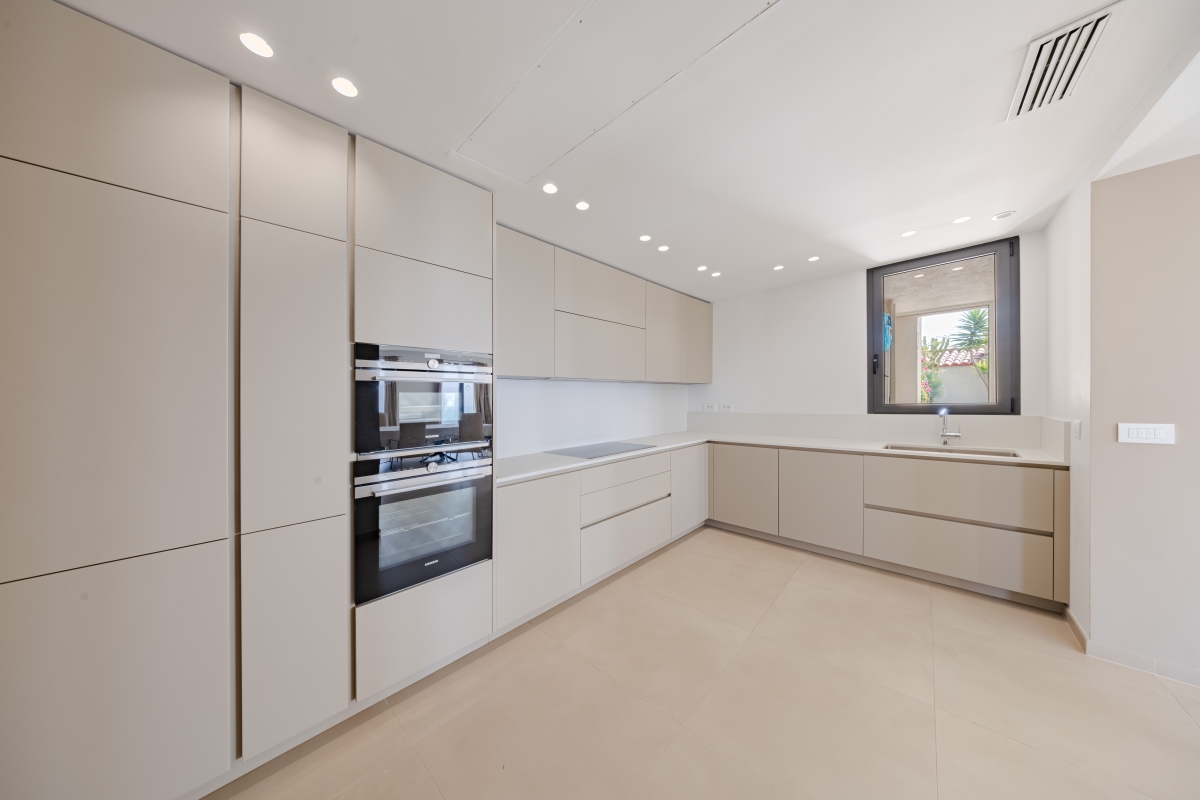 Luxury House for rental in Menton, 7 000 €, Photo 5