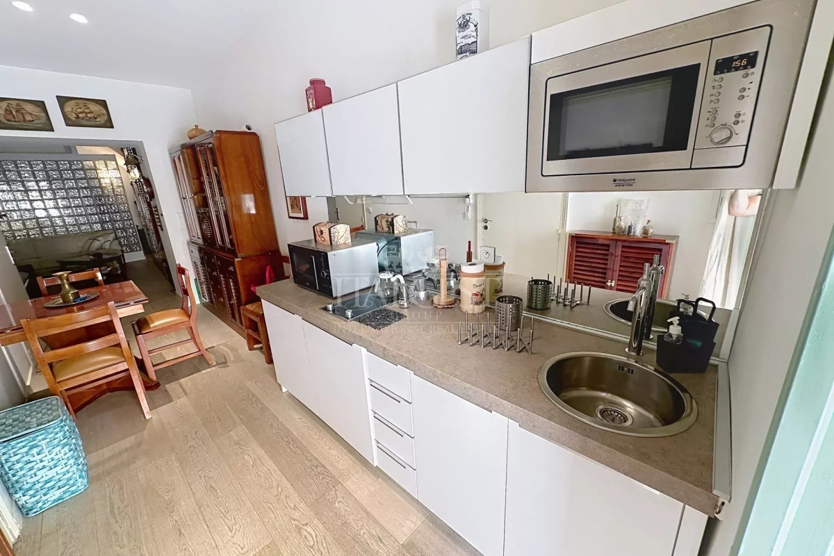 Luxury Apartment for sale in Villefranche-sur-Mer, 329 000 €, Photo 5