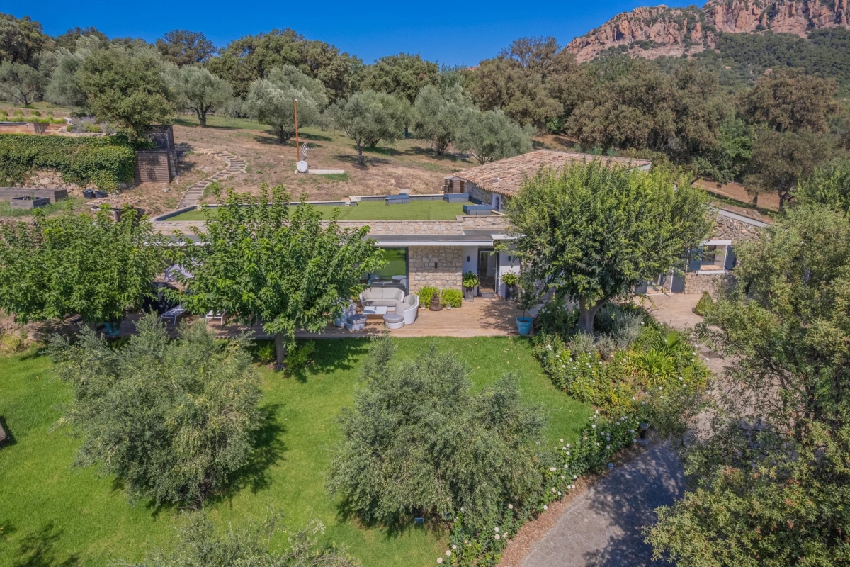 Maison de luxe à vendre à Roquebrune-sur-Argens, 2 190 000 €, Photo 6