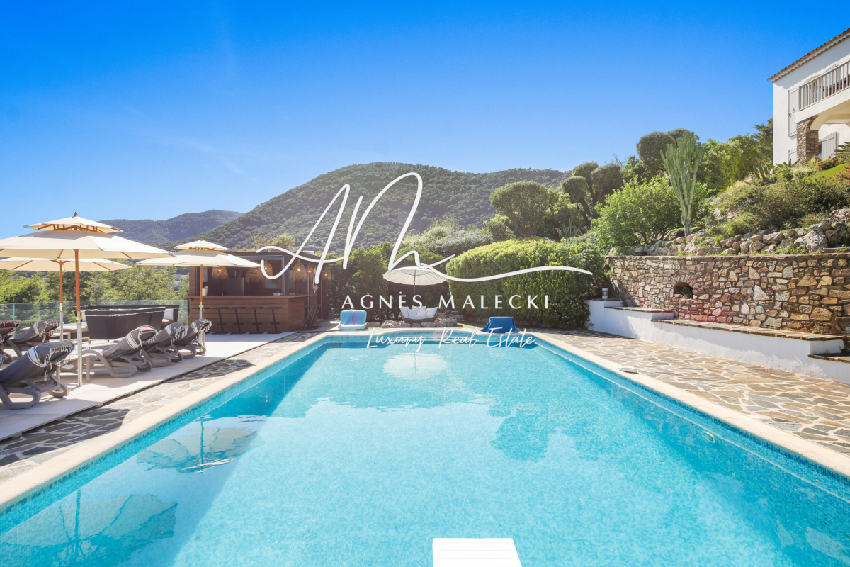 Maison de luxe à vendre à Cavalaire-sur-Mer, 3 290 000 €, Photo 2