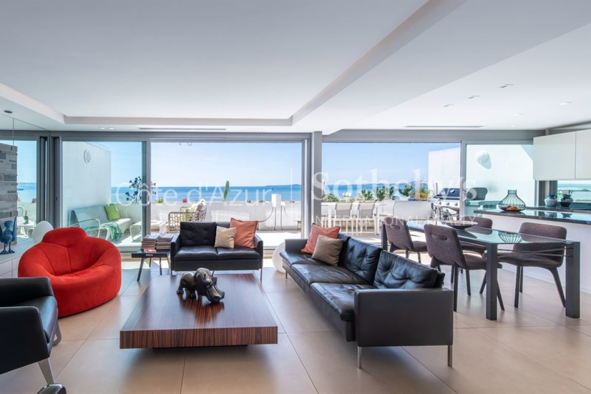 Appartement de luxe à vendre à Saint-Laurent-du-Var, 1 590 000 €, Photo 2