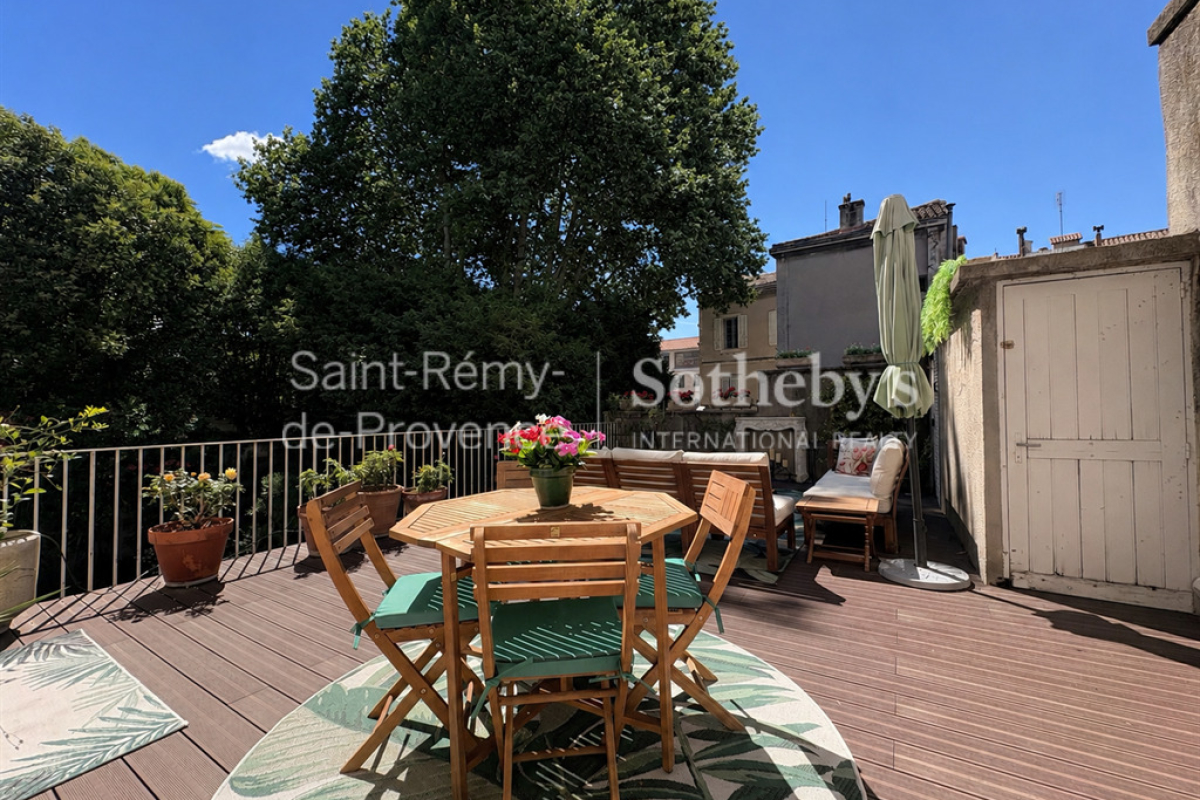 Appartement de luxe à vendre à Avignon, 660 000 €, Photo 2
