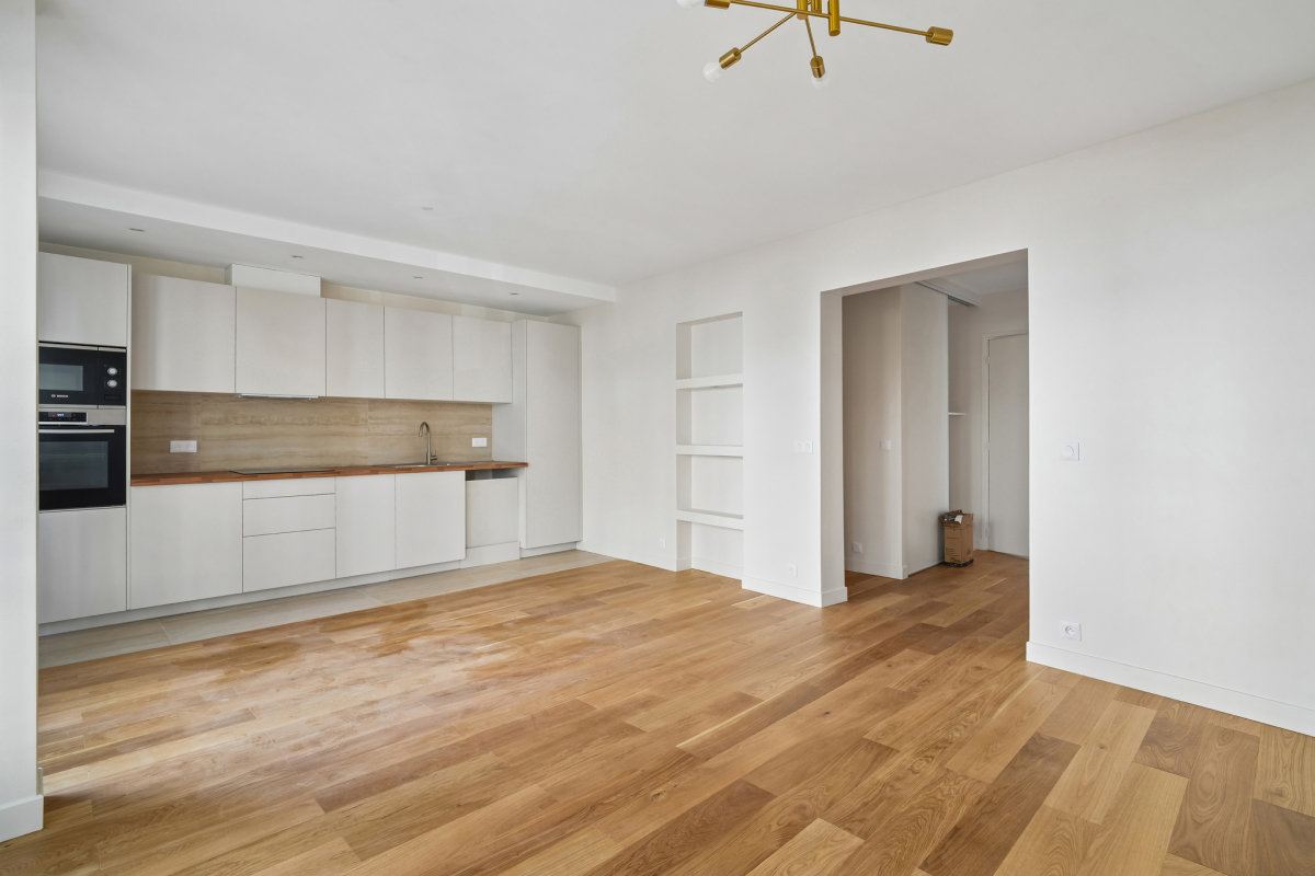 Luxury Apartment for sale in Paris 15ème, 740 000 €, Photo 5