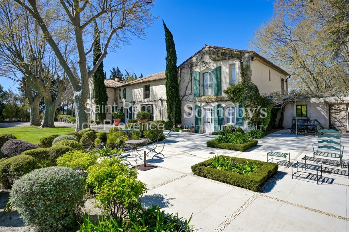 Maison de luxe à vendre à Saint-Rémy-de-Provence, 8 900 000 €, Photo 7