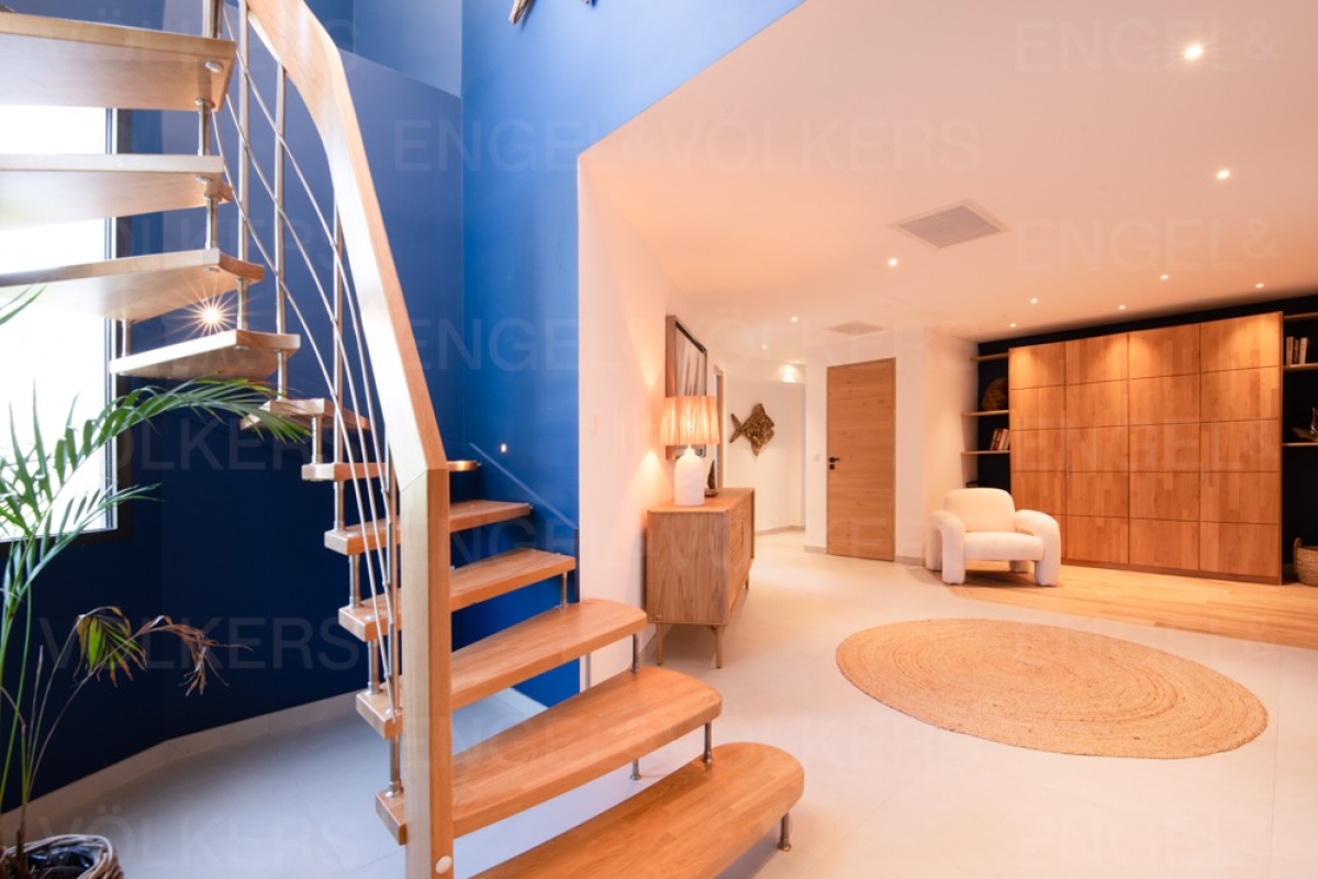 Maison de luxe à vendre à Cavalaire-sur-Mer, 3 800 000 €, Photo 7