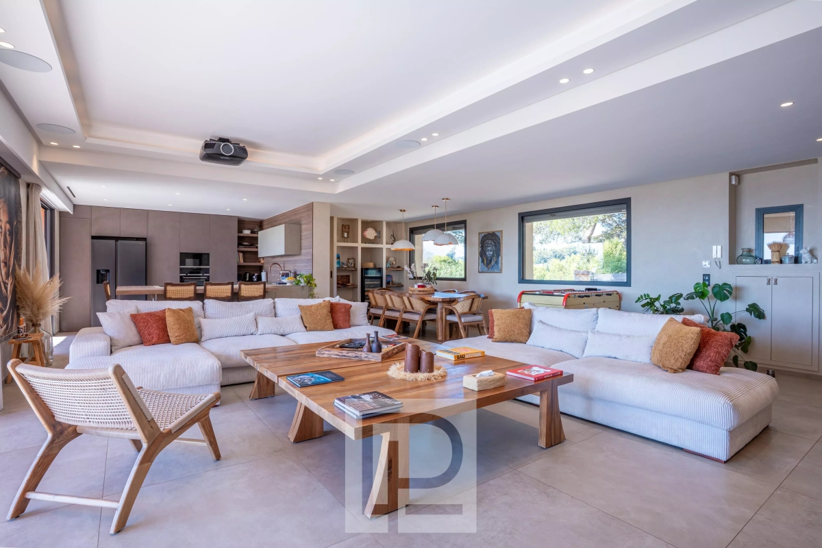 Maison de luxe à vendre à Mougins, 1 950 000 €, Photo 6