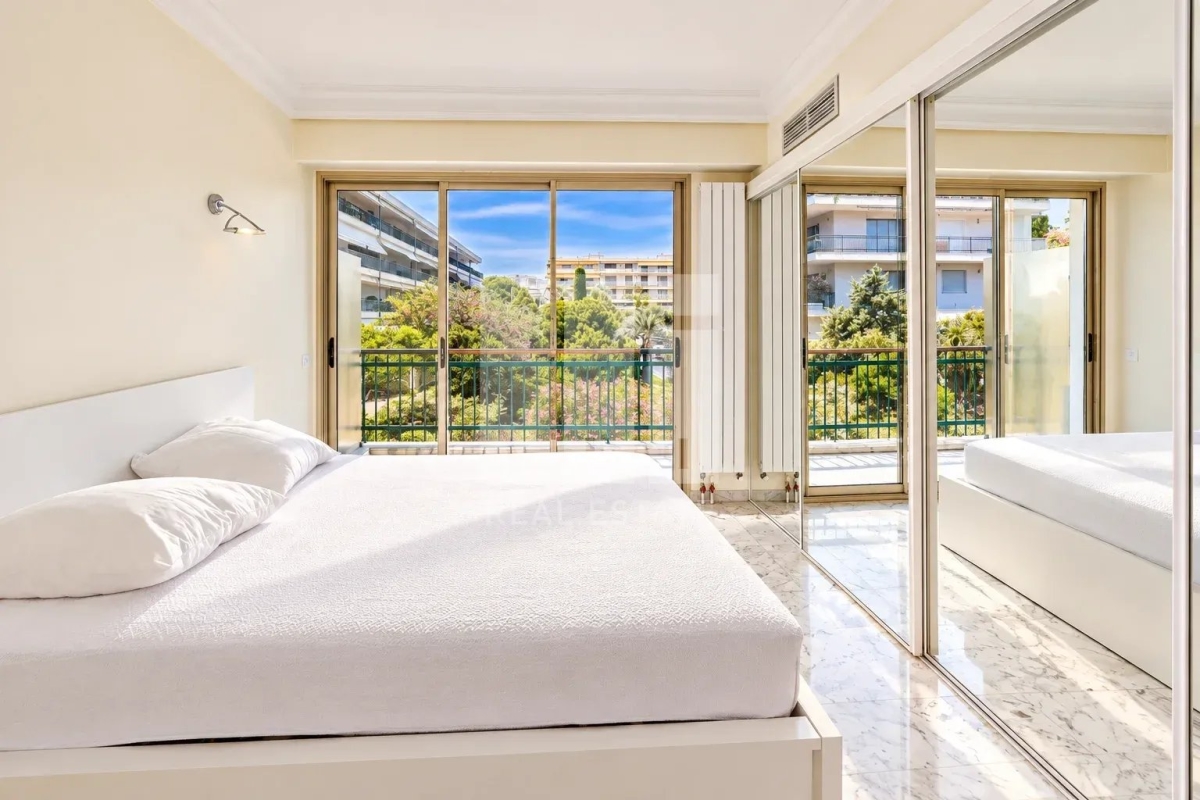 Luxury Apartment for sale in Cannes, 795 000 €, Photo 6