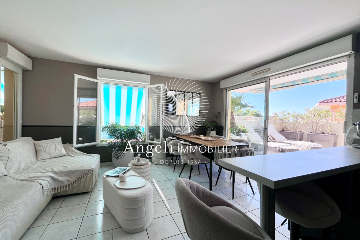 Appartement de luxe à vendre à Saint-Aygulf, 420 000 €, Photo 3