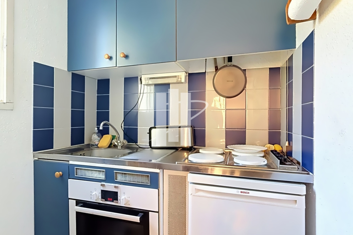 Appartement de luxe à vendre à Saint-Raphaël, 189 000 €, Photo 3