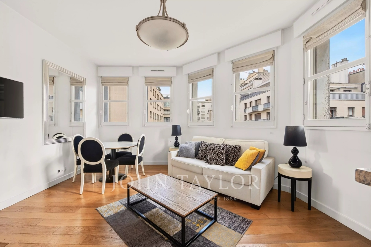 Luxury Apartment for sale in Paris 16ème, 598 000 €, Photo 4