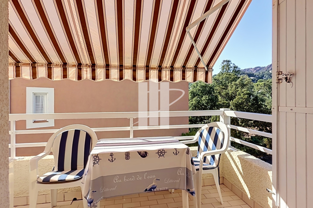 Appartement de luxe à vendre à Saint-Raphaël, 189 000 €, Photo 5
