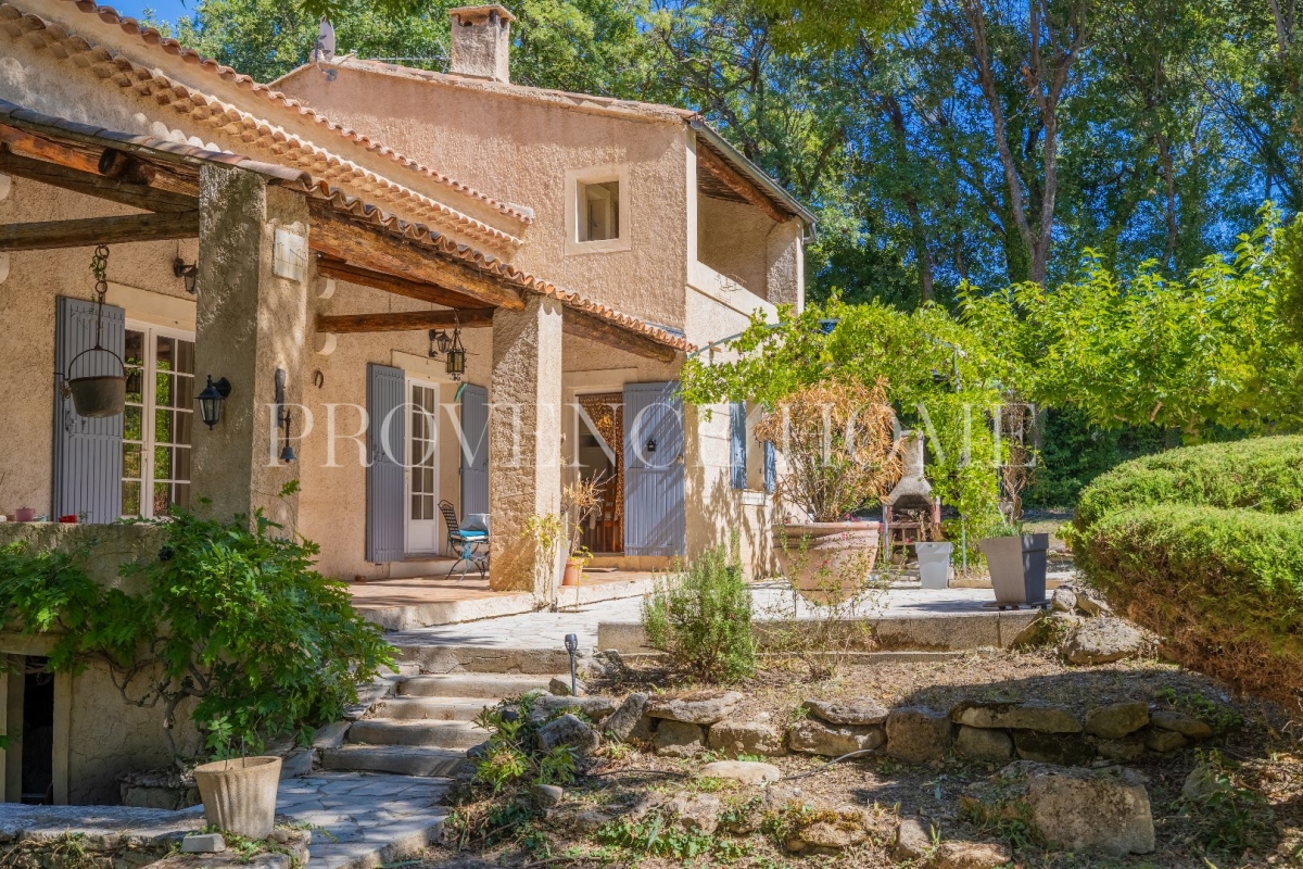 Maison de luxe à vendre à Saignon, 560 000 €, Photo 3