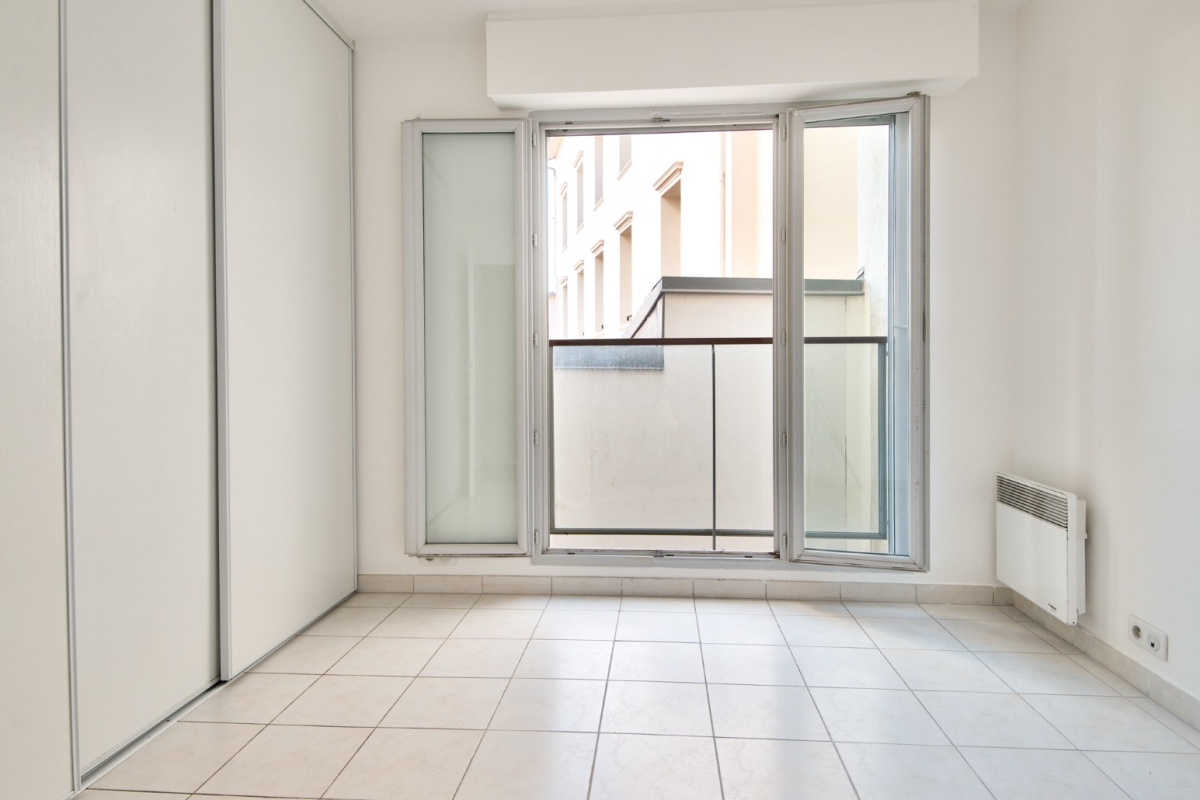 Luxury Apartment for sale in Antibes, 349 000 €, Photo 6