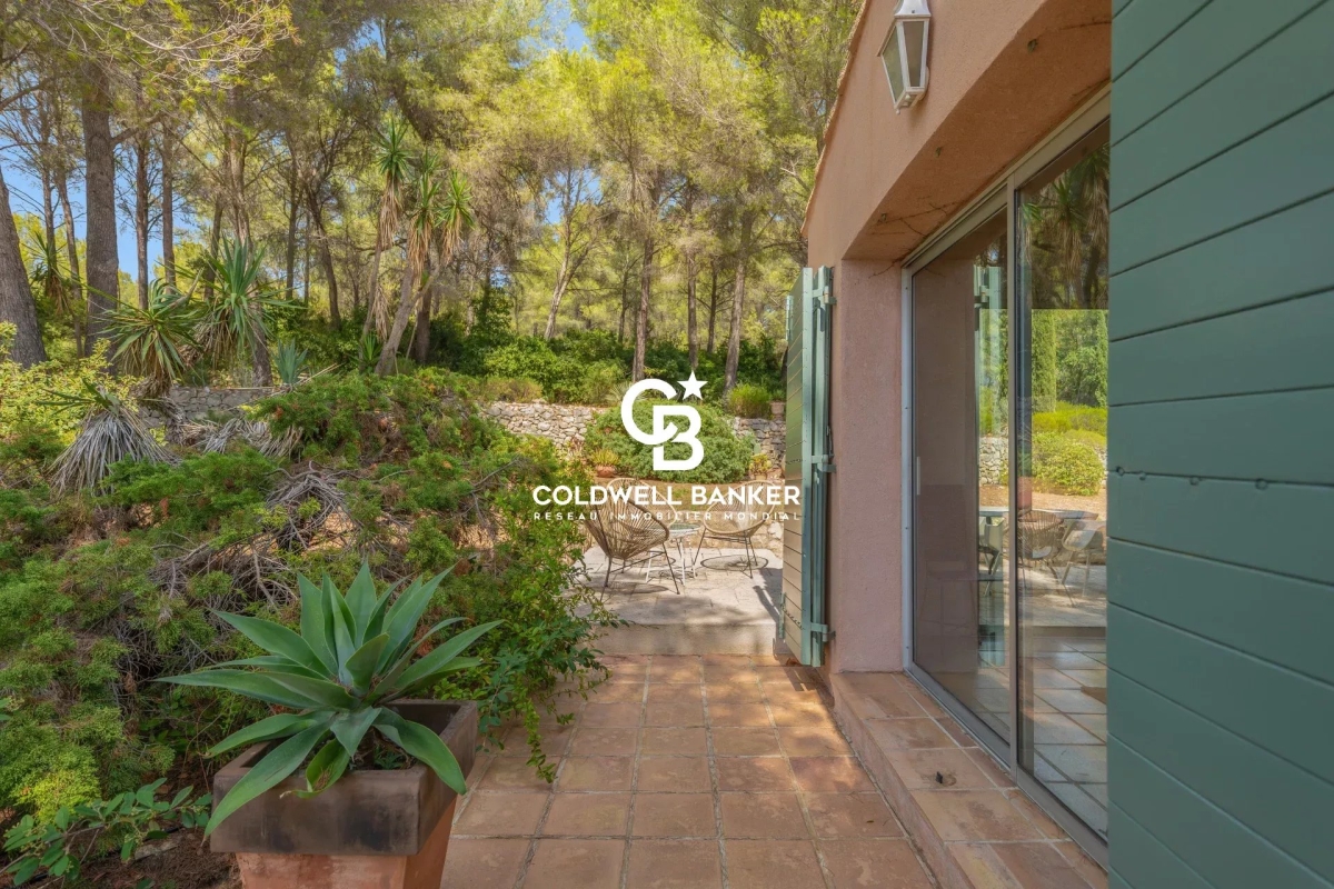 Luxury House for sale in Sanary-sur-Mer, 1 560 000 €, Photo 7