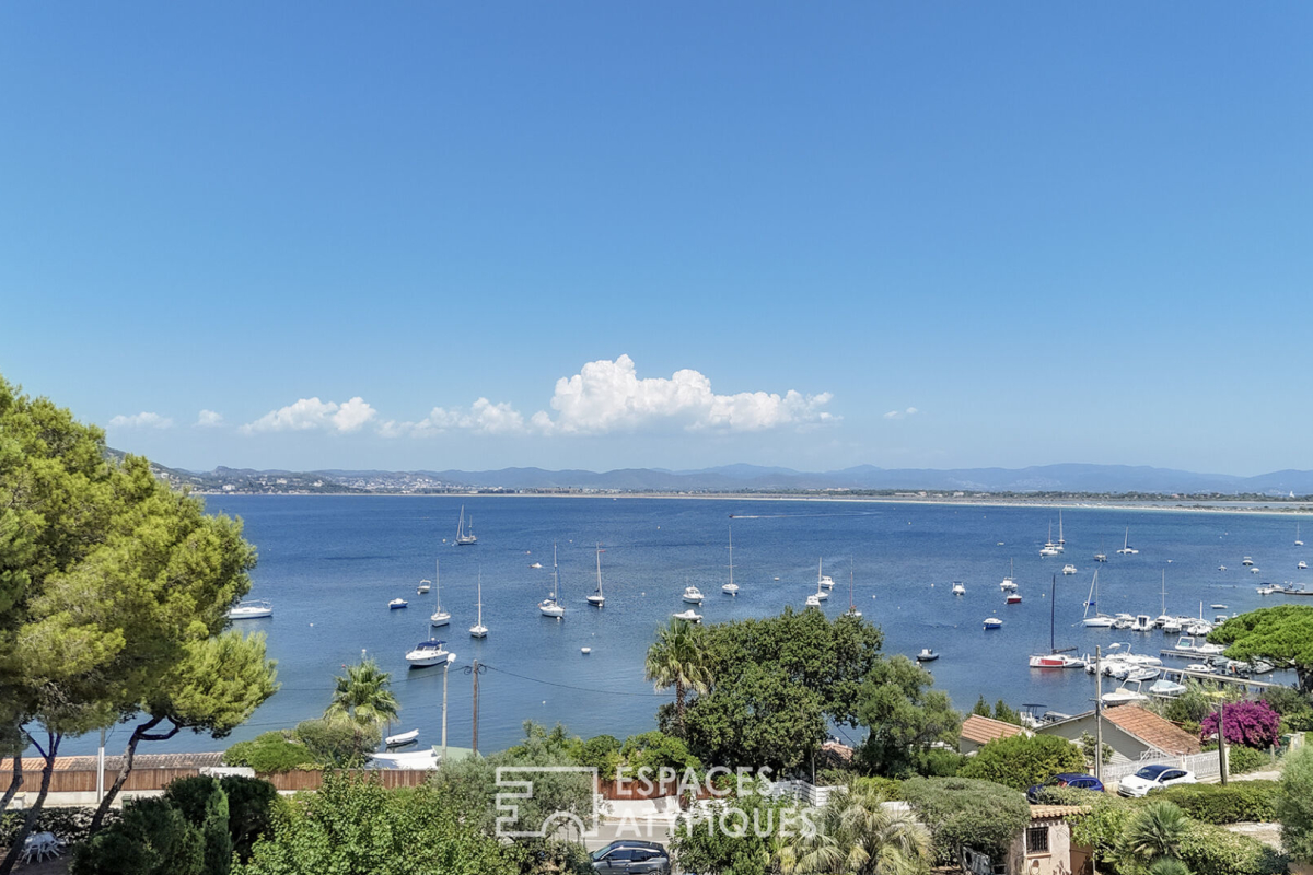 Maison de luxe à vendre à Hyères, 1 980 000 €, Photo 1