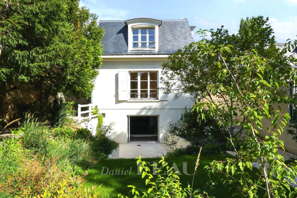 Maison de luxe à vendre à Versailles, 1 895 000 €, Photo 2