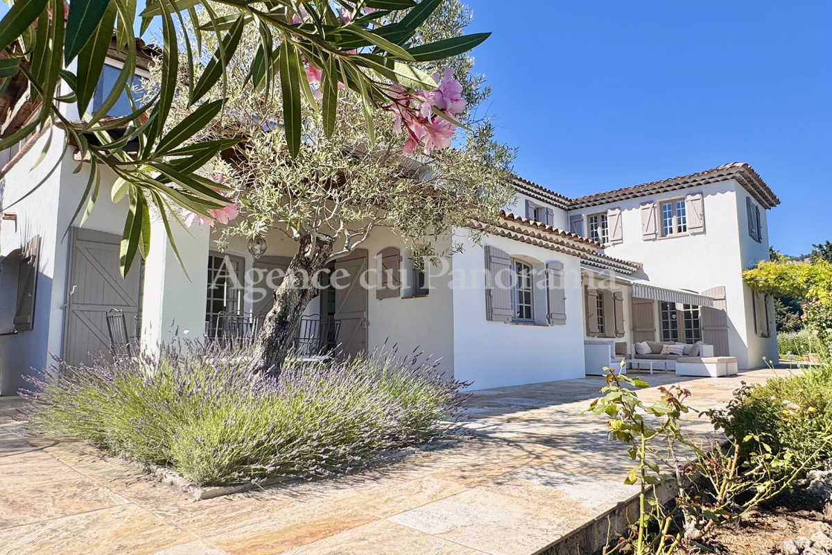 Maison de luxe à vendre à Grasse, 1 950 000 €, Photo 3