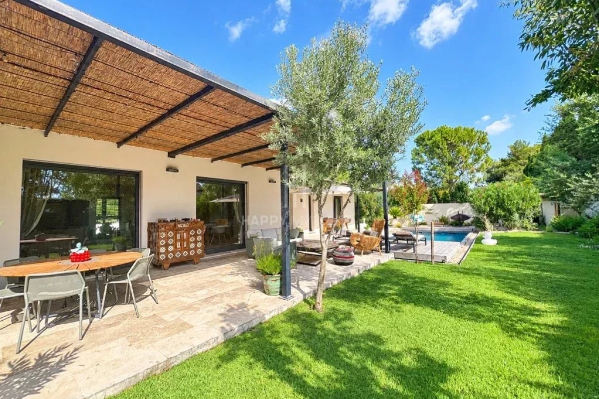 Luxury House for sale in Paradou, 1 090 000 €, Photo 3