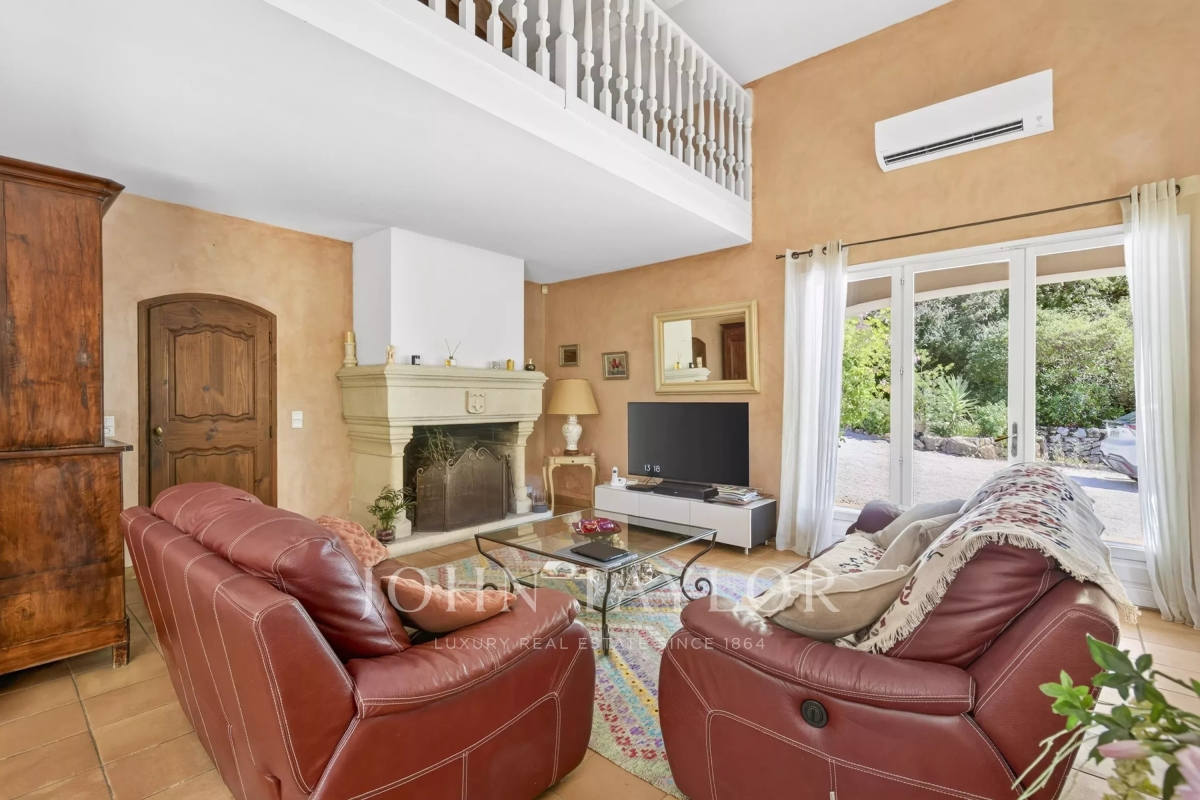 Maison de luxe à vendre à Sanary-sur-Mer, 1 420 000 €, Photo 7
