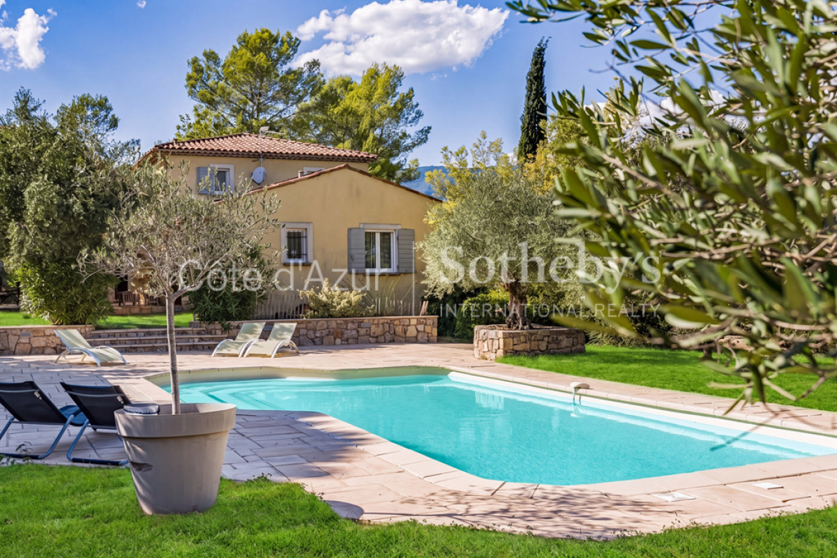 Luxury House for sale in Fayence, 1 190 000 €, Photo 2