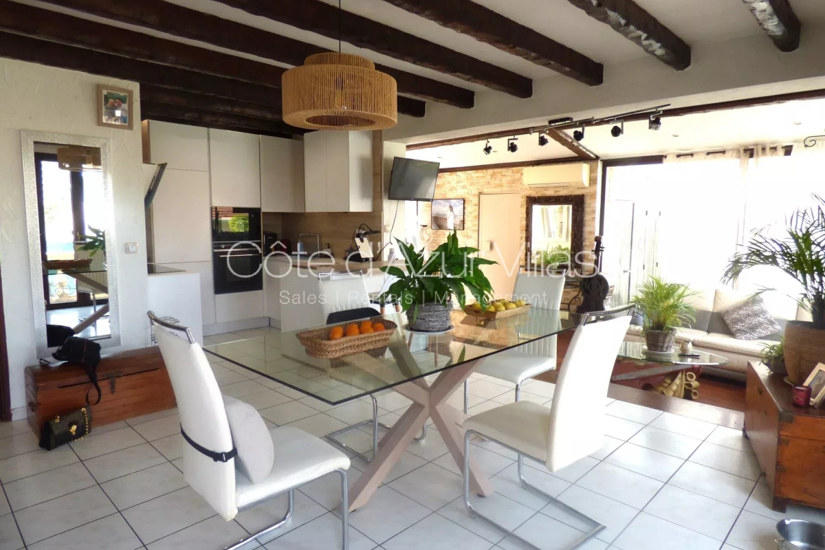 Maison de luxe à vendre à Antibes, 550 000 €, Photo 2