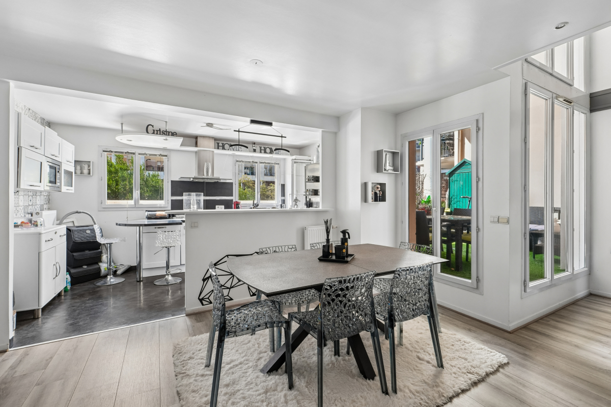 Luxury Apartment for sale in Courbevoie, 810 000 €, Photo 4