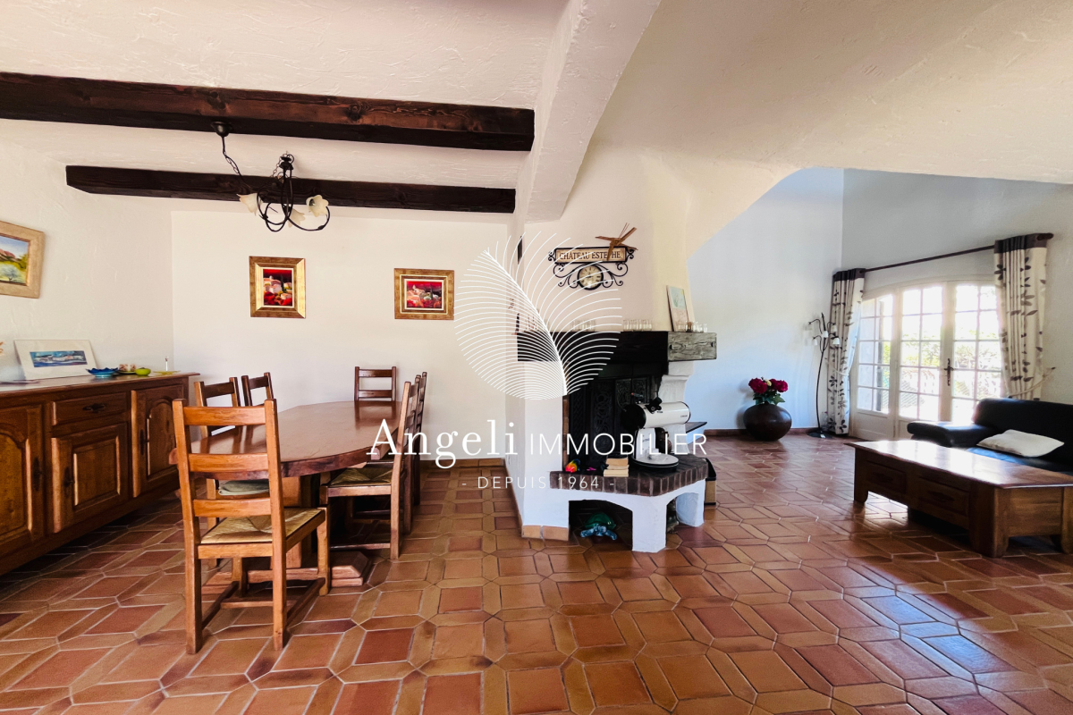Maison de luxe à vendre à Saint-Aygulf, 785 000 €, Photo 6