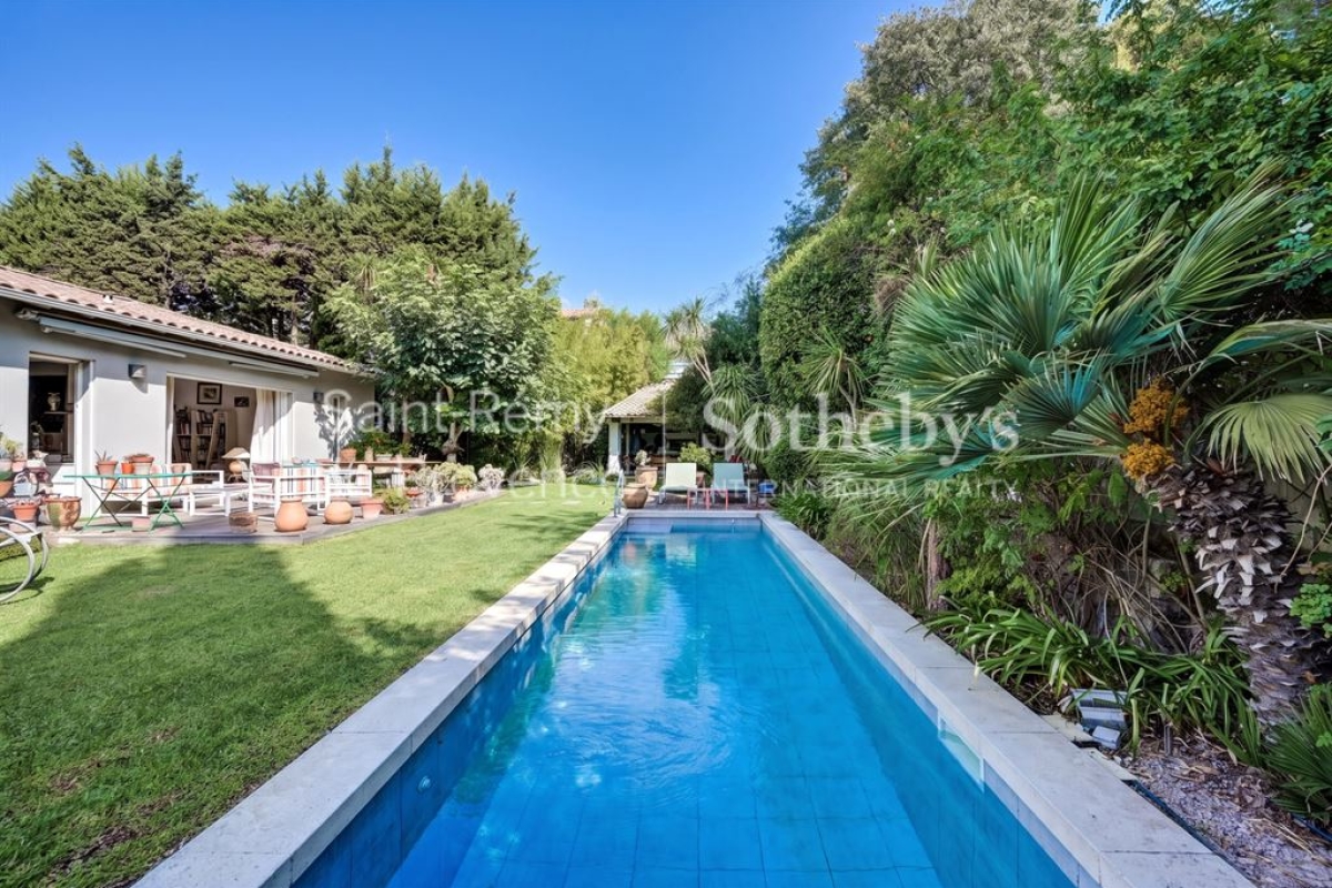 Luxury House for sale in Villeneuve-Lès-Avignon, 1 390 000 €, Photo 6