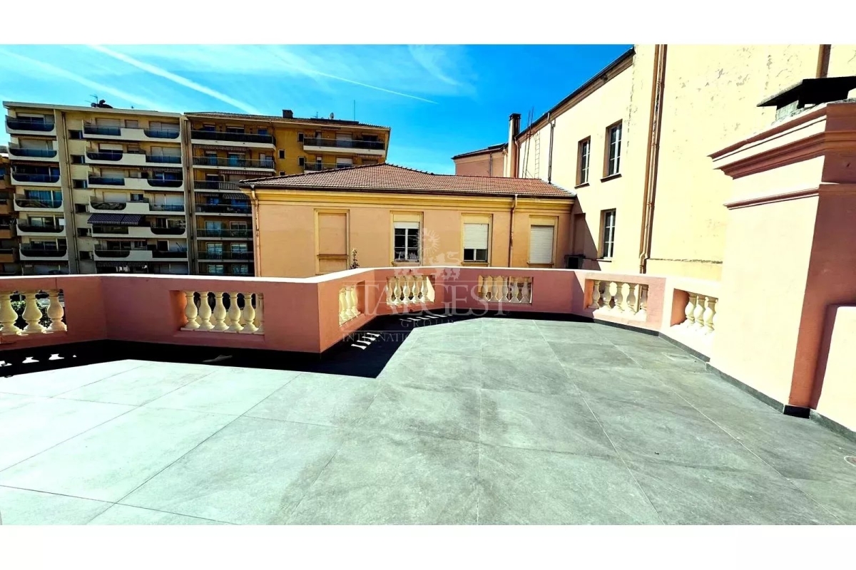 Luxury Apartment for sale in Menton, 595 000 €, Photo 2