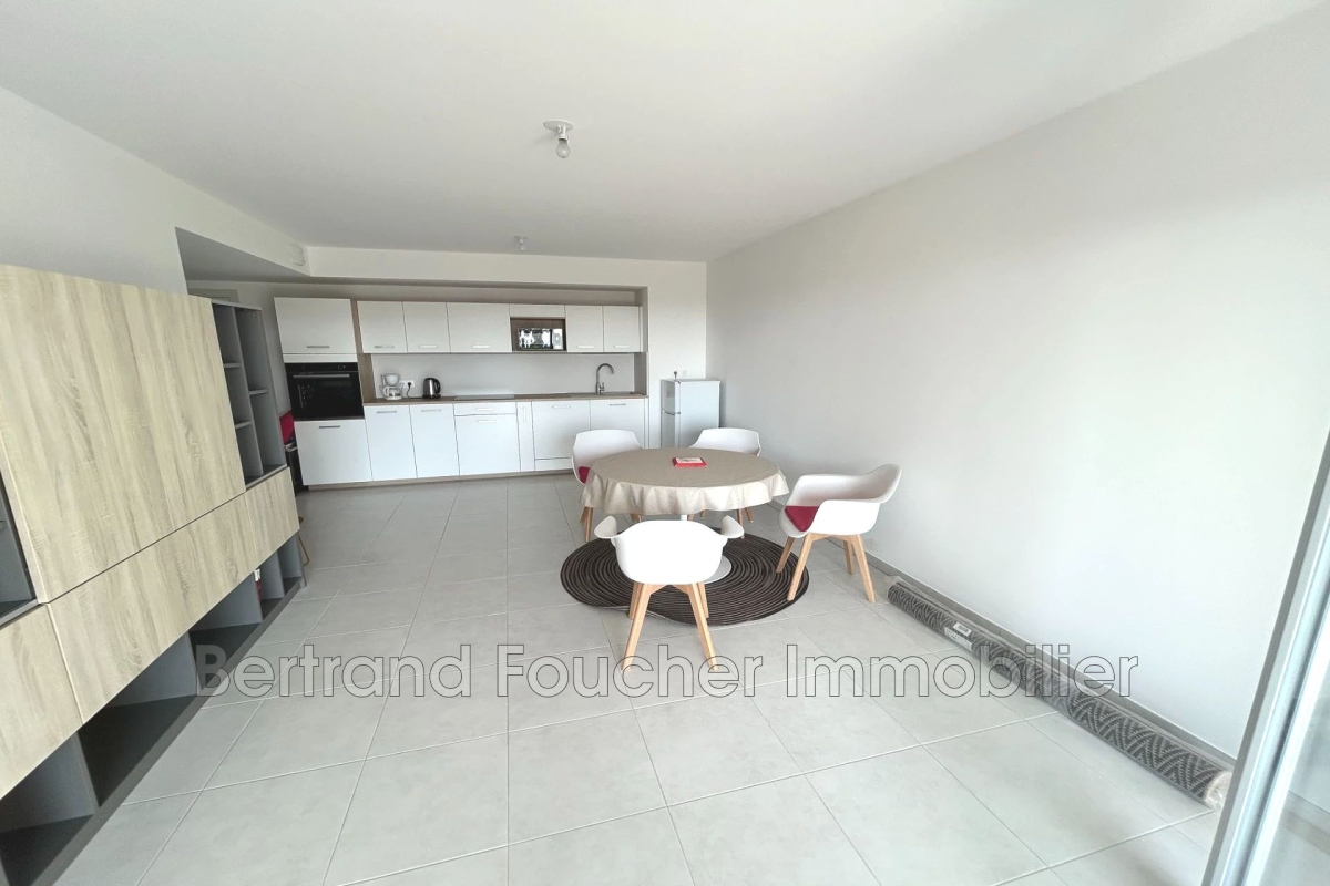 Luxury Apartment for sale in Cavalaire-sur-Mer, 399 000 €, Photo 3