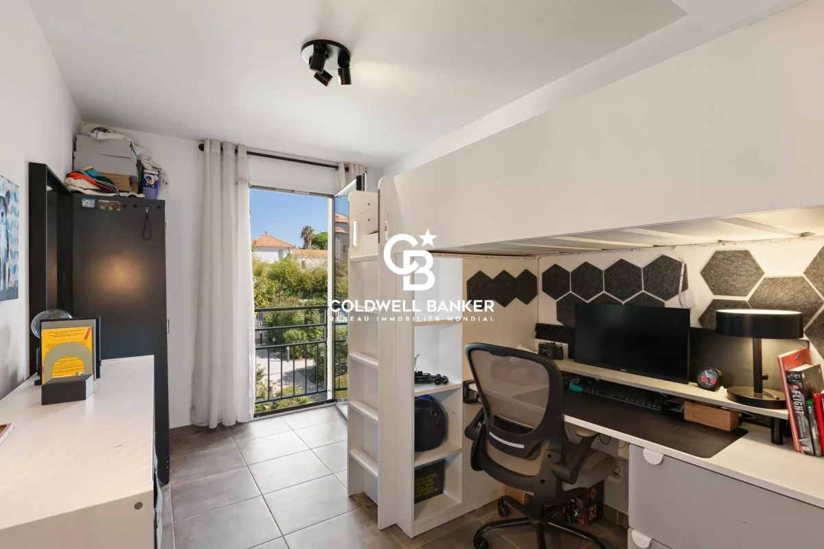 Appartement de luxe à vendre à Antibes, 850 000 €, Photo 6